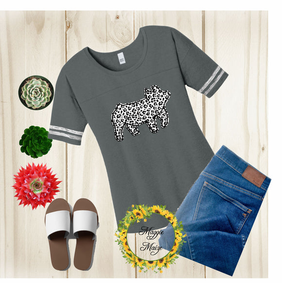 Short Sleeve Woman's Snow Leopard Pig